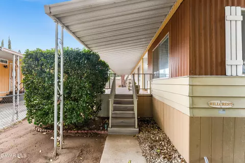 Exterior - 43850 E 20th St #SPC 157, Lancaster, CA 93535 photo 2 of 9