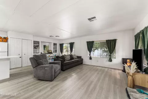 Living - 43850 E 20th St #SPC 157, Lancaster, CA 93535 photo 1 of 2