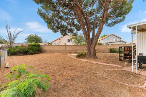 Exterior - 43850 E 20th St #SPC 157, Lancaster, CA 93535 photo 5 of 9