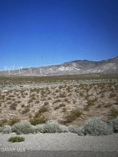 Avenue 8, Mojave, CA 93501 photo 2