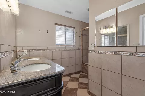 Bath - 5145 Corradi, Acton, CA 93510 photo 2 of 6