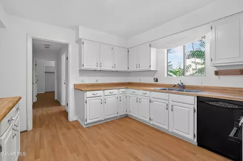 Kitchen - 5145 Corradi, Acton, CA 93510 photo 1 of 4