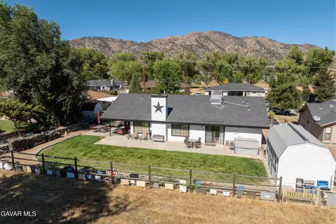 Exterior - 22904 Clover Spring Pl, Tehachapi, CA 93561 photo 16 of 16