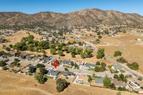 View/Area - 22904 Clover Spring Pl, Tehachapi, CA 93561 photo 8 of 10
