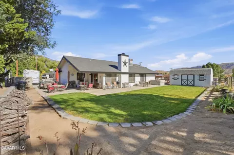 Exterior - 22904 Clover Spring Pl, Tehachapi, CA 93561 photo 7 of 16