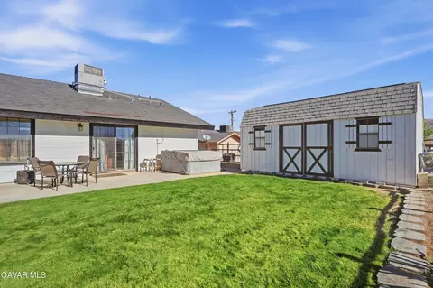 Exterior - 22904 Clover Spring Pl, Tehachapi, CA 93561 photo 6 of 16