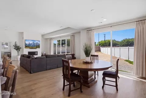 Dining - 38017 Periwinkle Pl, Palmdale, CA 93550 photo 2 of 2