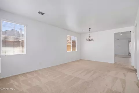 Living - 42955 Carpenter Dr, Lancaster, CA 93535 photo 1 of 8