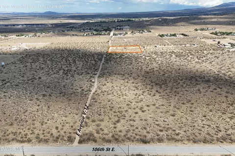 Vic 106th Ste / V-12, Pearblossom, CA 93553