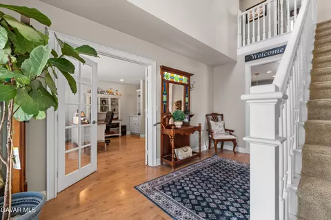 Entry Way - 27450 Harness Dr, Tehachapi, CA 93561 photo 3 of 3
