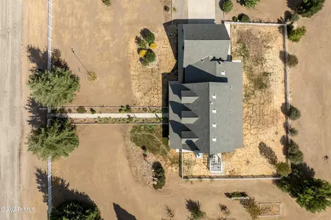 View/Area - 27450 Harness Dr, Tehachapi, CA 93561 photo 10 of 11