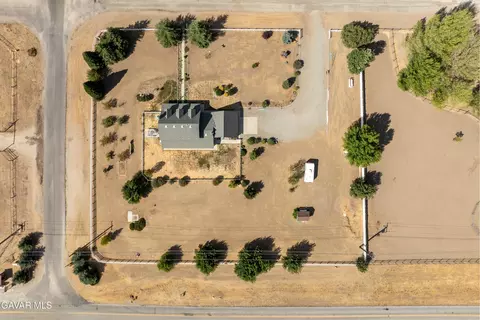 View/Area - 27450 Harness Dr, Tehachapi, CA 93561 photo 9 of 11