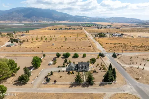 View/Area - 27450 Harness Dr, Tehachapi, CA 93561 photo 5 of 11