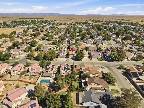 View/Area - 1563 E Kettering St, Lancaster, CA 93535 photo 1 of 1