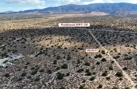West St., Llano, CA 93544 photo 3