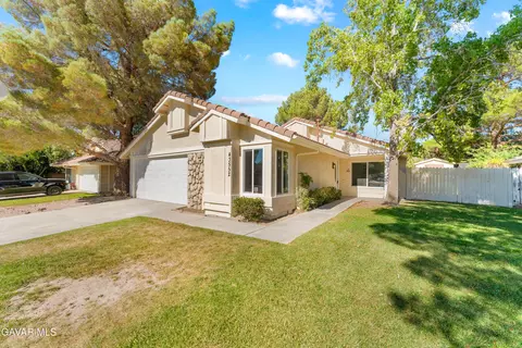 Other - 43552 Yew St, Lancaster, CA 93536 photo 1 of 8