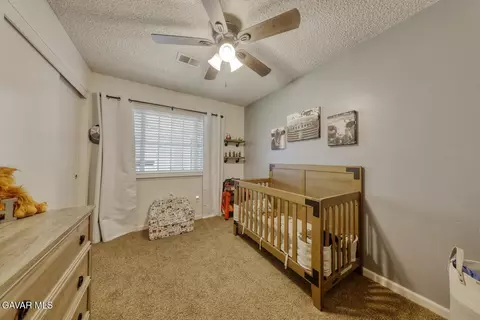 Bedroom - 21510 Shirley Dr, Tehachapi, CA 93561 photo 7 of 8