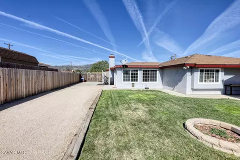 Exterior - 21510 Shirley Dr, Tehachapi, CA 93561 photo 4 of 8
