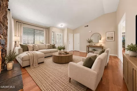 Living - 2533 Topaz Ln, Lancaster, CA 93535 photo 1 of 4