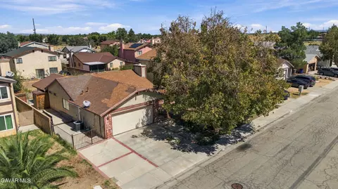 View/Area - 2533 Topaz Ln, Lancaster, CA 93535 photo 1 of 2