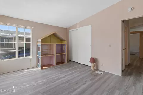 Bedroom - 14556 E Tehachapi Blvd #SPC 15, Tehachapi, CA 93561 photo 1 of 2