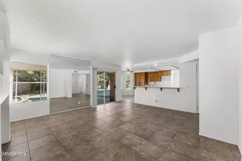 Living - 37270 Carousel Cir, Palmdale, CA 93552 photo 13 of 13