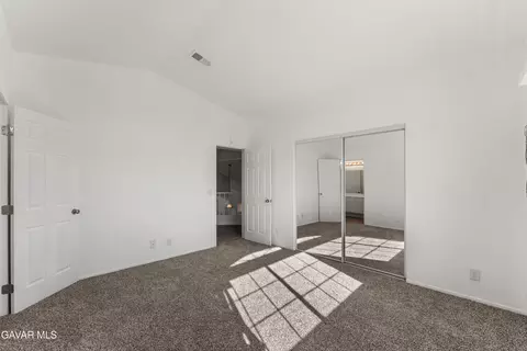 Bedroom - 37270 Carousel Cir, Palmdale, CA 93552 photo 4 of 7