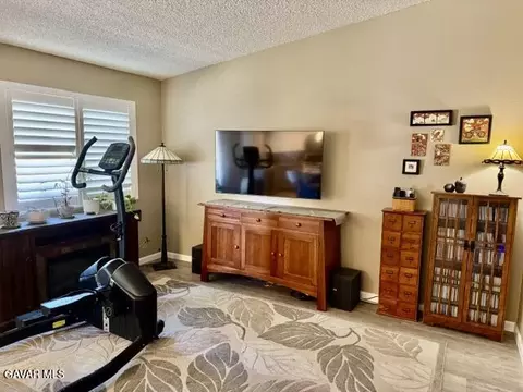 Living - 4049 Saddleback Rd, Palmdale, CA 93552 photo 3 of 3