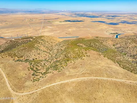 Johnson Rd / Limeridge Rd, Palmdale, CA 93551 photo 2