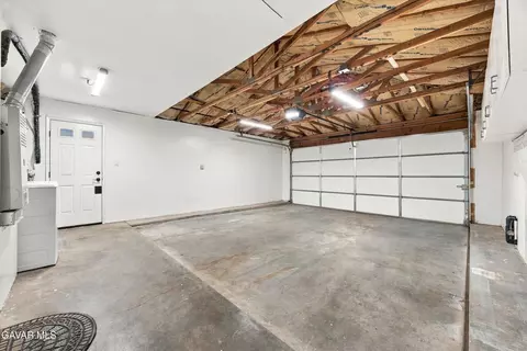 Other - 1370 S Green St, Tehachapi, CA 93561 photo 7 of 10