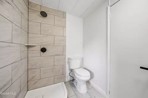 Bath - 43850 20th St E Space #47, Lancaster, CA 93535 photo 3 of 4
