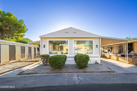 Exterior - 43850 20th St E Space #47, Lancaster, CA 93535 photo 7 of 7