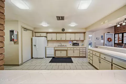 Kitchen - 43850 20th St E Space #47, Lancaster, CA 93535 photo 2 of 2