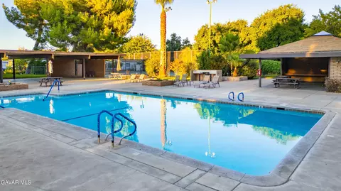 Exterior - 43850 20th St E Space #47, Lancaster, CA 93535 photo 4 of 7