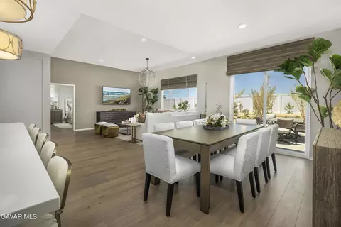 Dining - 1558 E Holguin St, Lancaster, CA 93535 photo 1 of 2