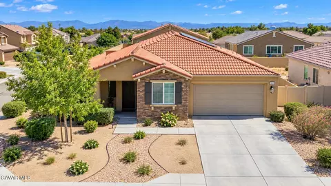 Exterior - 1832 E Avenue H7, Lancaster, CA 93535 photo 2 of 2