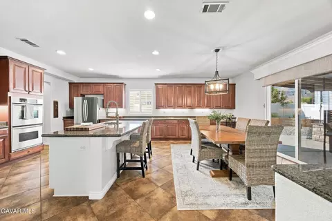 Kitchen - 111 Elderberry Ct, Tehachapi, CA 93561 photo 1 of 7