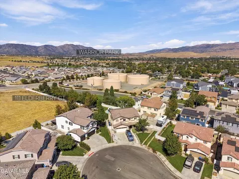 View/Area - 111 Elderberry Ct, Tehachapi, CA 93561 photo 1 of 6