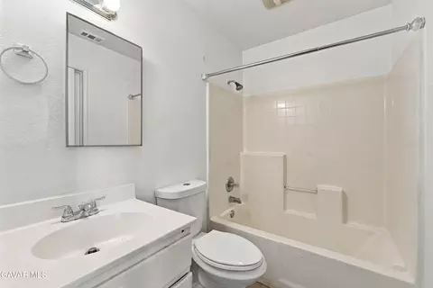 Bath - 201 W Kettering St, Lancaster, CA 93534 photo 1 of 3