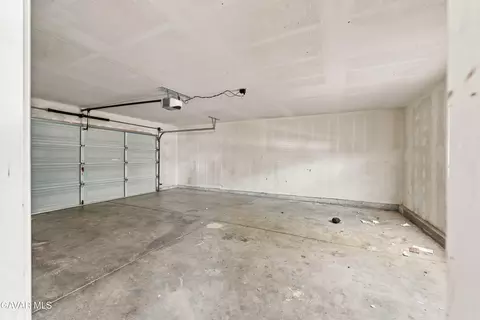 Other - 201 W Kettering St, Lancaster, CA 93534 photo 2 of 14
