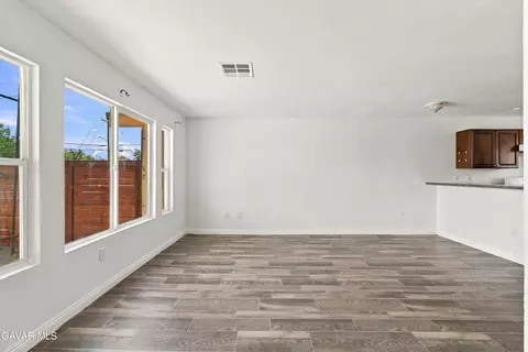 Living - 201 W Kettering St, Lancaster, CA 93534 photo 1 of 3