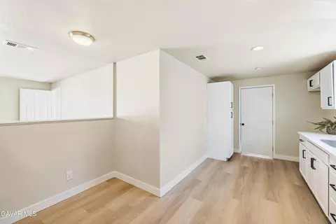 Entry Way - 343 E Lingard St, Lancaster, CA 93535 photo 2 of 4