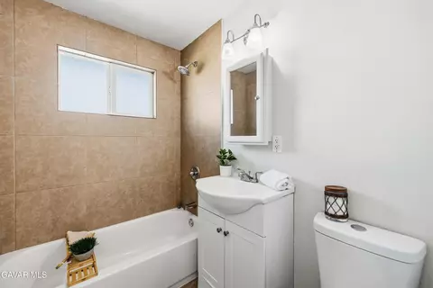 Bath - 343 E Lingard St, Lancaster, CA 93535 photo 1 of 3