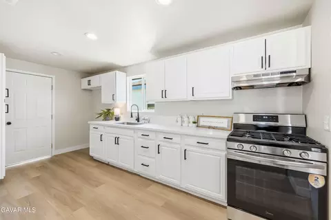 Kitchen - 343 E Lingard St, Lancaster, CA 93535 photo 1 of 1
