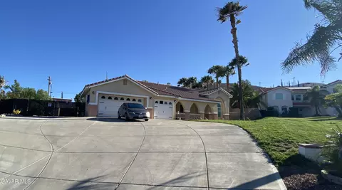 5746 Bienveneda, Palmdale, CA 93551