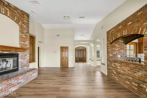 Living - 1310 Caren Ct, Lancaster, CA 93534 photo 14 of 24