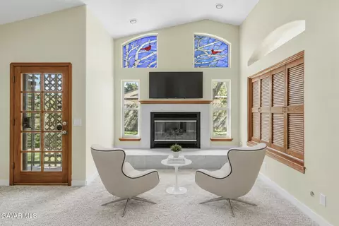 Living - 1310 Caren Ct, Lancaster, CA 93534 photo 22 of 24