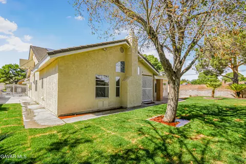 Exterior - 1310 Caren Ct, Lancaster, CA 93534 photo 4 of 4