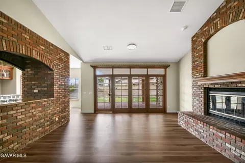 Living - 1310 Caren Ct, Lancaster, CA 93534 photo 12 of 24