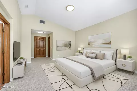 Bedroom - 1310 Caren Ct, Lancaster, CA 93534 photo 17 of 18
